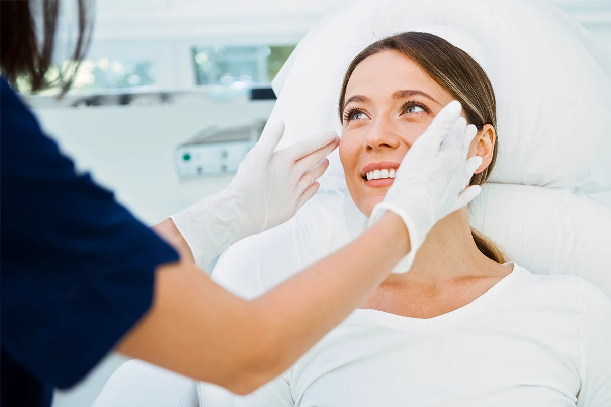 Extended deep plane facelift consultation emphasizing composite volume lift technique